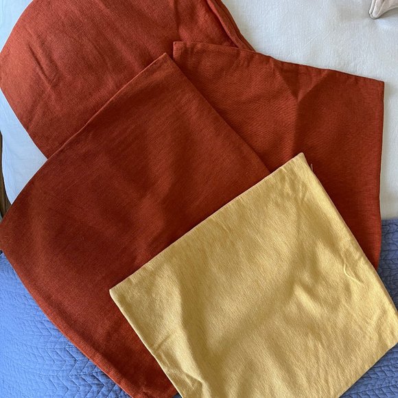 Crate & Barrel - 3  Pillow Covers 16"x 16" - Picture 4 of 12